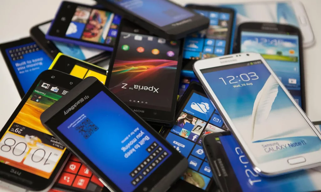 Pile of the best mobile phone models for business