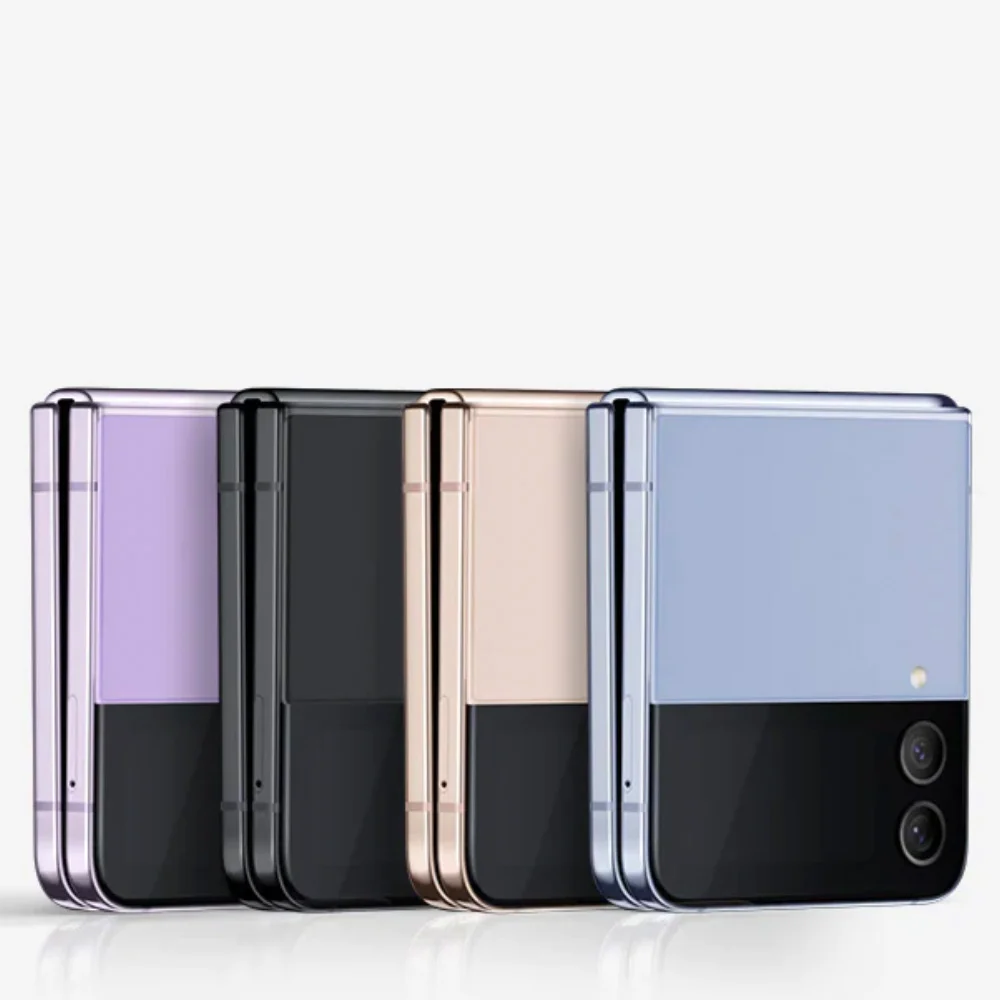 Samsung Galaxy Z Flip4 - Image 2