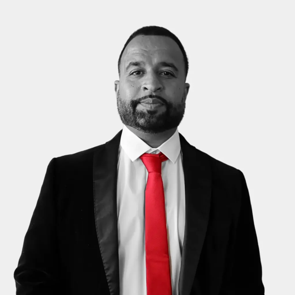 Headshot of Johnny, BusinessMobiles.com employee